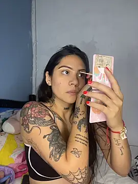 liahouses online show from 11/09/25, 12:09