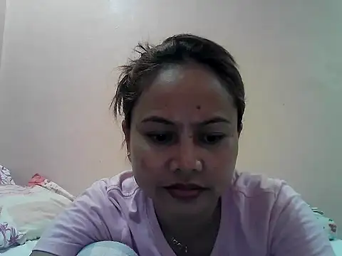 Snapshot of Amarrahlyn chatting on 10/26/25, 09:59 Amarrahlyn online show from 10/26/25, 09:59