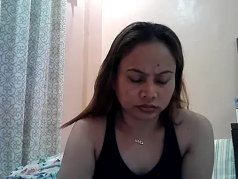 Snapshot of Amarrahlyn chatting on 11/17/25, 10:04 Amarrahlyn online show from 11/17/25, 10:04