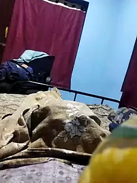 Snapshot of madarasi_chennai chatting on 11/08/25, 07:01 madarasi chennai online show from 11/08/25, 07:01