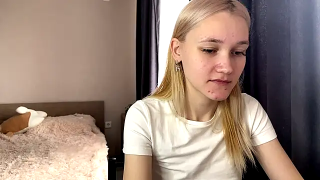 TwinedPeril online show from 10/15/25, 07:08