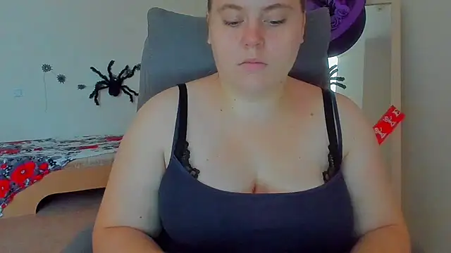 Liza-Mendez online show from 10/28/25, 06:17