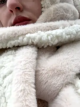 Snapshot of RonnieKiss chatting on 11/05/25, 06:57 RonnieKiss online show from 11/05/25, 06:57