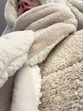 Snapshot of RonnieKiss chatting on 11/07/25, 06:35 RonnieKiss online show from 11/07/25, 06:35