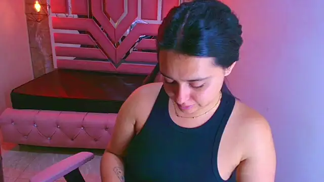 lorem adams online show from 11/14/25, 11:20