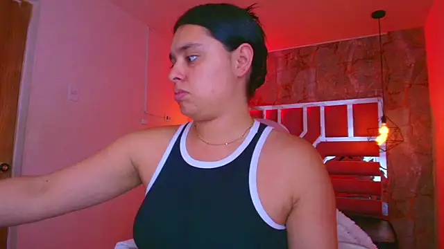 lorem adams online show from 11/15/25, 12:02