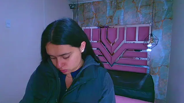 lorem adams online show from 11/17/25, 11:27