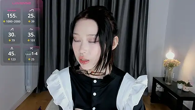 Hafu yui online show from 11/05/25, 03:23