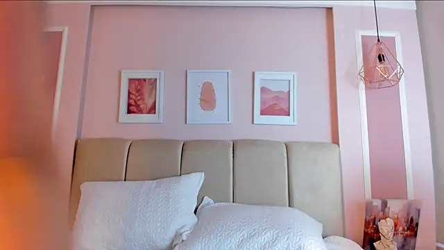 Sarah Reidd online show from 11/20/25, 12:49