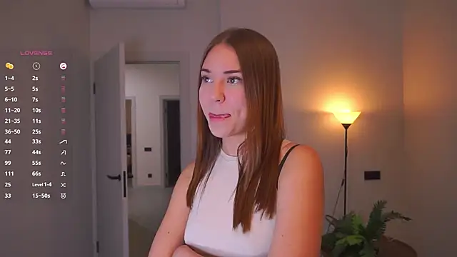 AdrianaCoenen online show from 11/05/25, 03:56