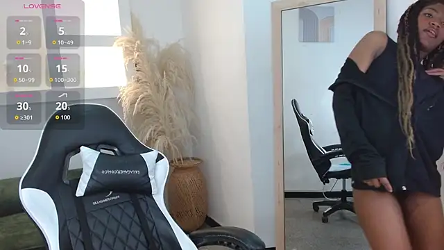 onyx ebony online show from 10/23/25, 01:21