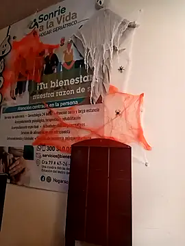 ANDREA-10  online show from 10/30/25, 02:18