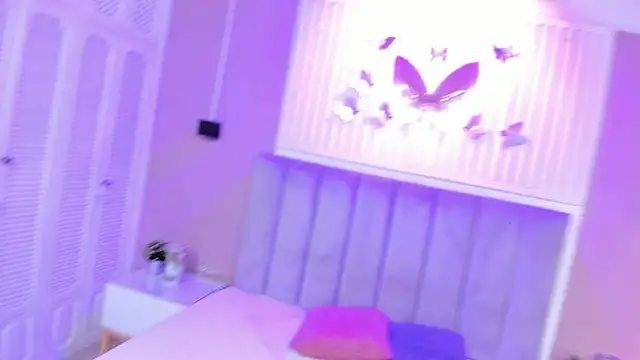 isa vel online show from 10/31/25, 07:48