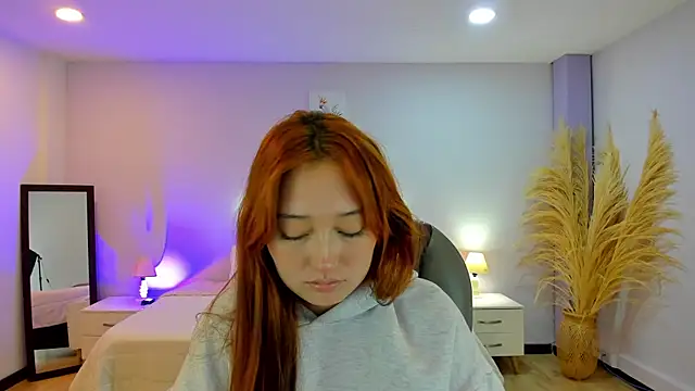 Samara Hilton 2 online show from 10/08/25, 07:55