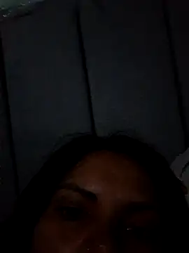 Snapshot of Queen_018 chatting on 09/24/25, 02:37 Queen 018 online show from 09/24/25, 02:37