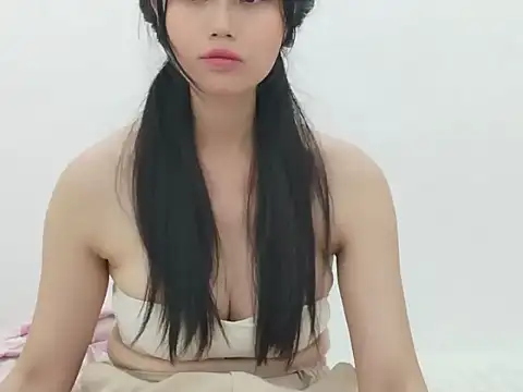 Loveyou202 online show from 10/16/25, 08:26