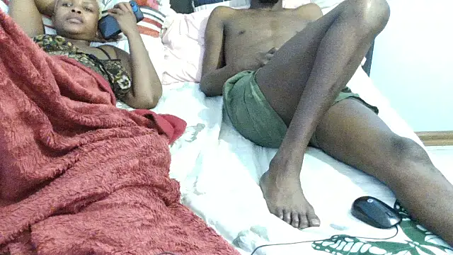 Snapshot of Dandelion_enigman chatting on 10/27/25, 11:36 Dandelion enigman online show from 10/27/25, 11:36