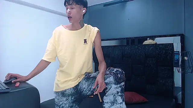 Daniel delux  online show from 09/21/25, 11:12