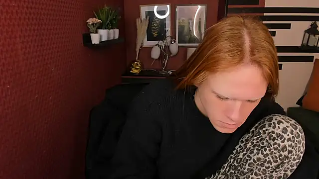 ChloeValentinee online show from 11/12/25, 11:21