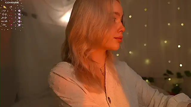 Snapshot of mother__of__dragons chatting on 09/22/25, 09:28 mother of dragons online show from 09/22/25, 09:28