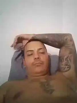 MaximoHall86 online show from 10/07/25, 03:58