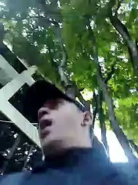 MaximoHall86 online show from 10/21/25, 11:44