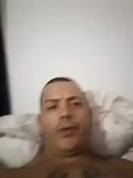 MaximoHall86 online show from 11/07/25, 04:23