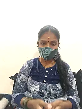 Tamil Yalini12 online show from 10/26/25, 08:04