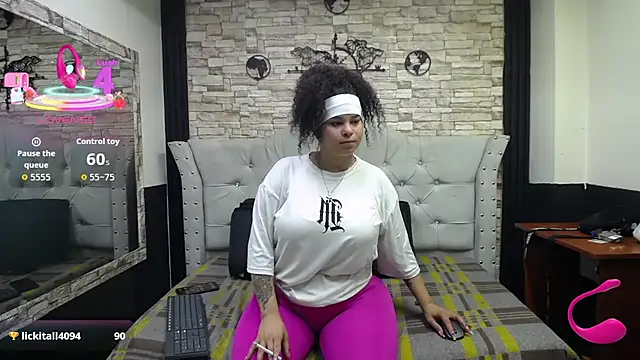 katalella 22hot online show from 10/31/25, 04:02