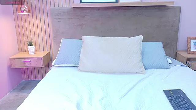 cielo rivera online show from 10/18/25, 02:07