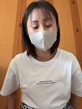 noa 00121 online show from 10/10/25, 02:32