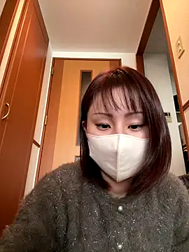 noa 00121 online show from 10/28/25, 02:04