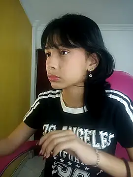 xoxo milk online show from 11/04/25, 03:44