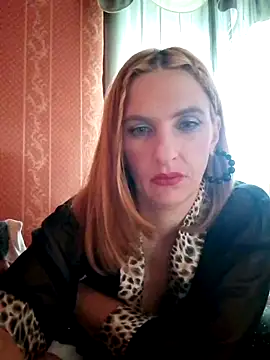 Snapshot of LaraDiva7799 chatting on 10/12/25, 10:47 LaraDiva7799 online show from 10/12/25, 10:47