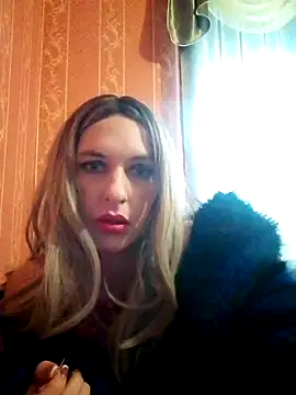 Snapshot of LaraDiva7799 chatting on 10/20/25, 07:31 LaraDiva7799 online show from 10/20/25, 07:31