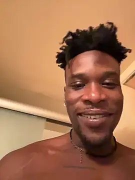 Snapshot of MrDaddyBlackNi9e chatting on 09/22/25, 04:03 MrDaddyBlackNi9e online show from 09/22/25, 04:03