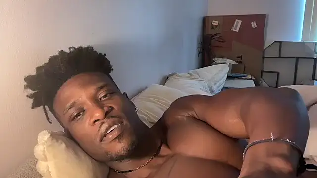 Snapshot of MrDaddyBlackNi9e chatting on 09/22/25, 04:09 MrDaddyBlackNi9e online show from 09/22/25, 04:09