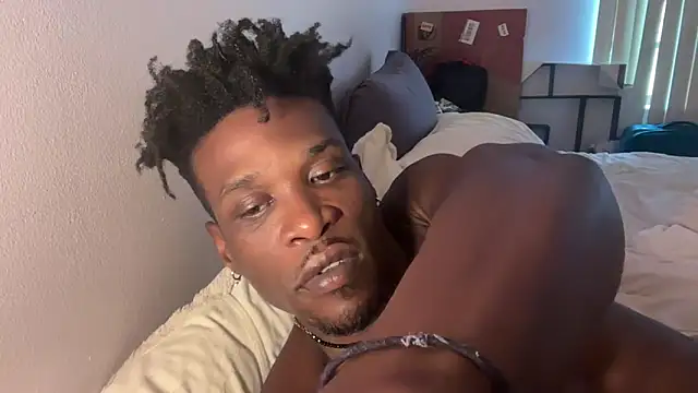 Snapshot of MrDaddyBlackNi9e chatting on 10/09/25, 07:34 MrDaddyBlackNi9e online show from 10/09/25, 07:34