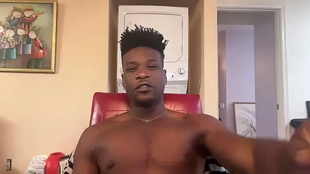 Snapshot of MrDaddyBlackNi9e chatting on 11/13/25, 12:48 MrDaddyBlackNi9e online show from 11/13/25, 12:48