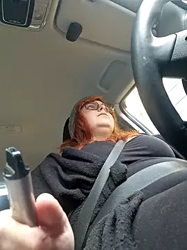 Chrissiosaurus online show from 10/15/25, 12:16