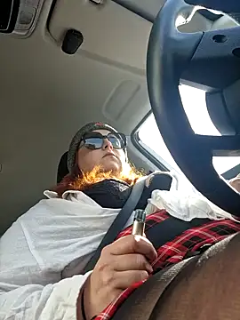 Chrissiosaurus online show from 10/19/25, 11:44