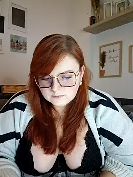 Chrissiosaurus online show from 11/12/25, 02:39