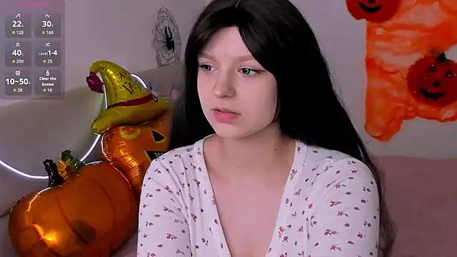 AishaAysitt online show from 10/21/25, 09:10