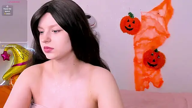 AishaAysitt online show from 10/26/25, 03:23