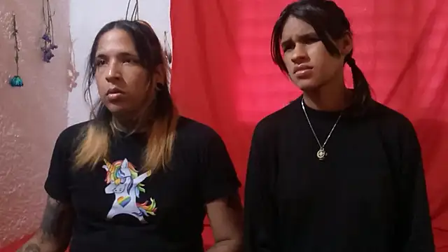 Couple Moth666 online show from 10/09/25, 08:40