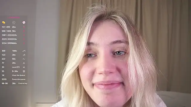 HoneyRay online show from 11/27/25, 10:17