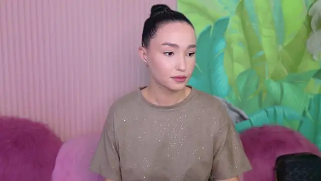 Amanda Choi online show from 10/08/25, 05:38