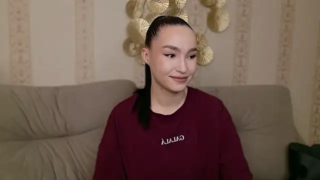 Amanda Choi online show from 11/04/25, 05:28