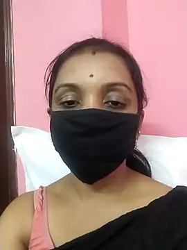 Snapshot of Tamil_Swathi chatting on 10/03/25, 05:59 Tamil Swathi online show from 10/03/25, 05:59