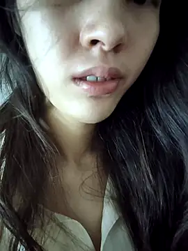 Snapshot of Hana-xinh chatting on 10/01/25, 06:19 Hana-xinh online show from 10/01/25, 06:19